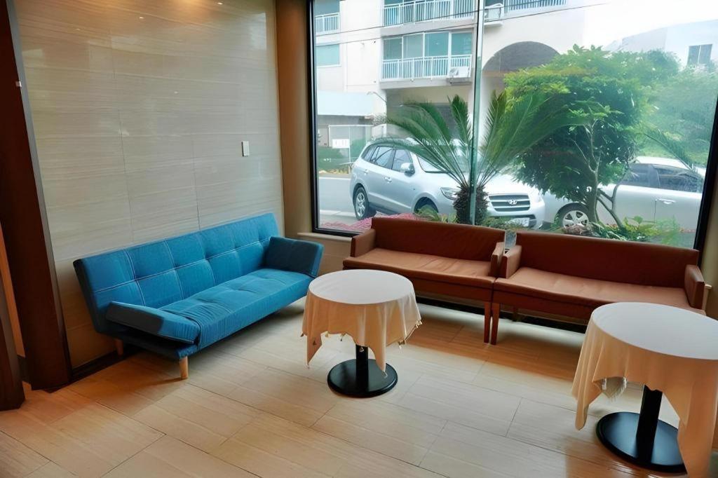 Emerald Hotel Jeju Buitenkant foto