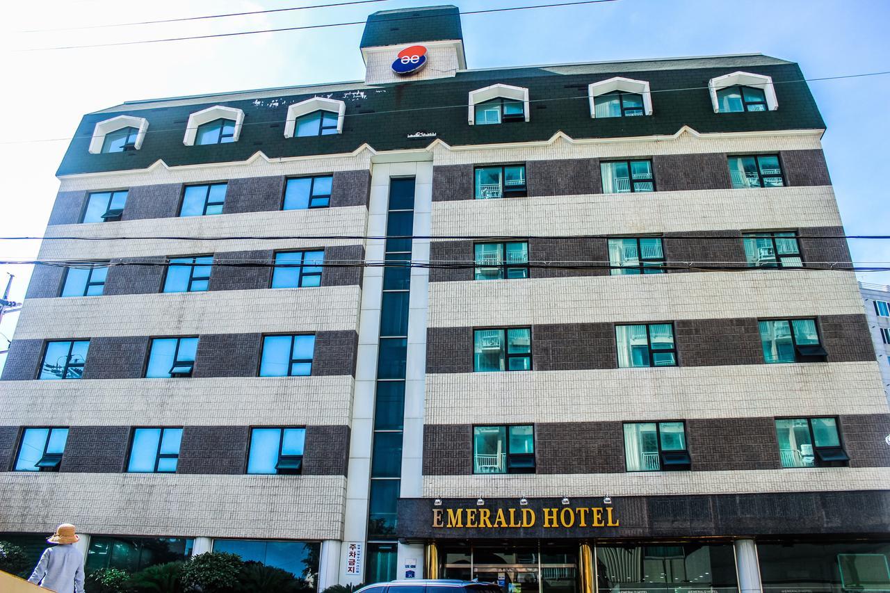 Emerald Hotel Jeju Buitenkant foto