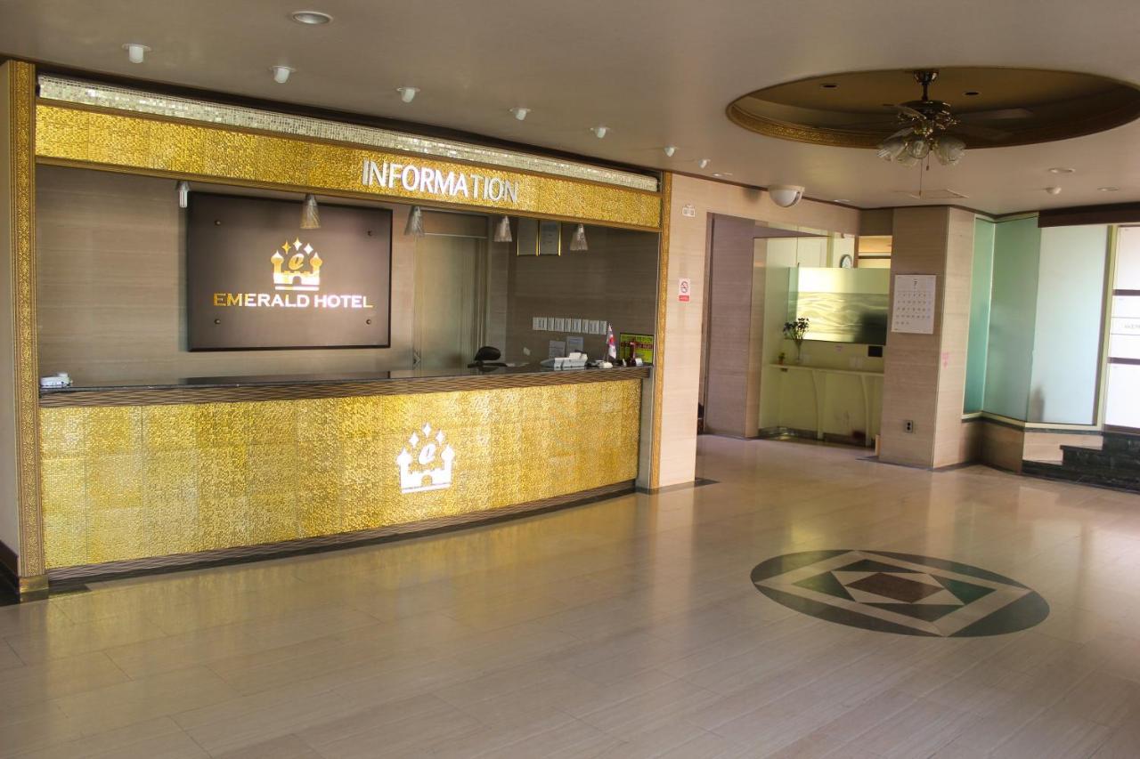 Emerald Hotel Jeju Buitenkant foto